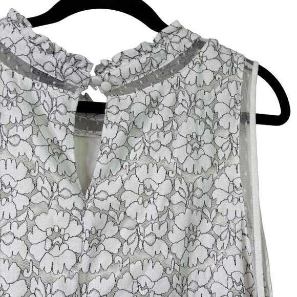 Torrid Women's Feminine White Lace Mock Neck Blouse With Sheer Paneling Size 5x - Picture 7 of 12